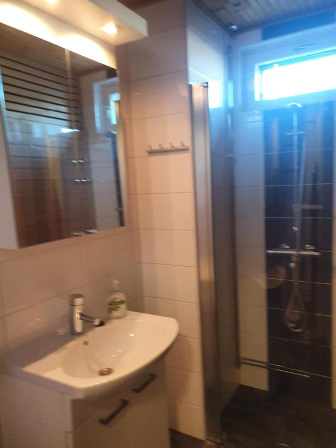 Moderni, Viihtyisae Pikkukaksio Saunalla Pori Zewnętrze zdjęcie